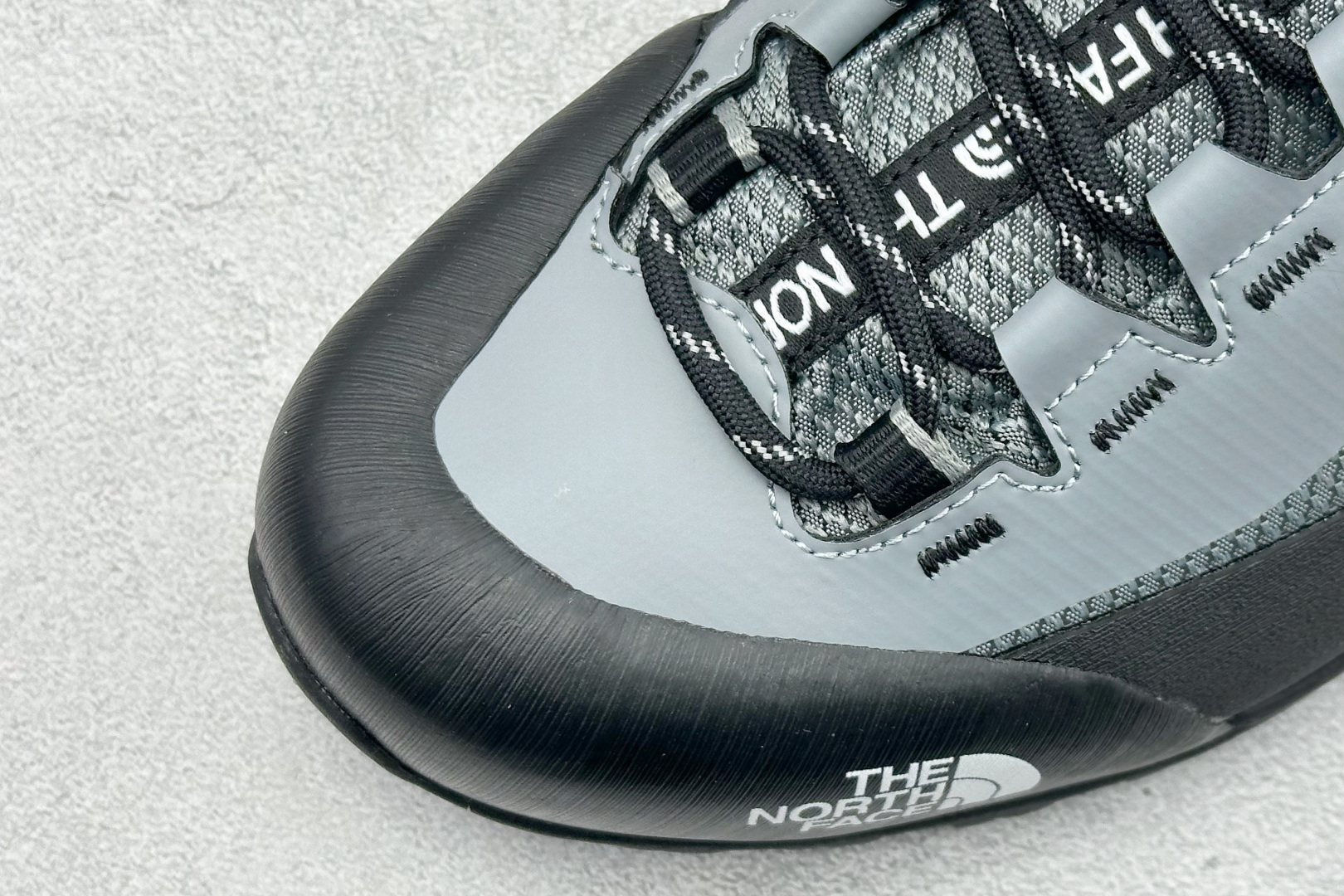 北面M VERTO ALPINE MID GORE-TEX 低帮户外防水机能鞋 NFOA83NBMN8-384