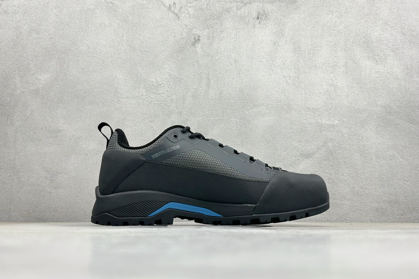 北面M VERTO ALPINE MID GORE-TEX 低帮户外防水机能鞋 NFOA83NBMN8-383 北面M VERTO ALPINE MID GORE-TEX 低帮户外防水机能鞋 NFOA83NBMN8-383