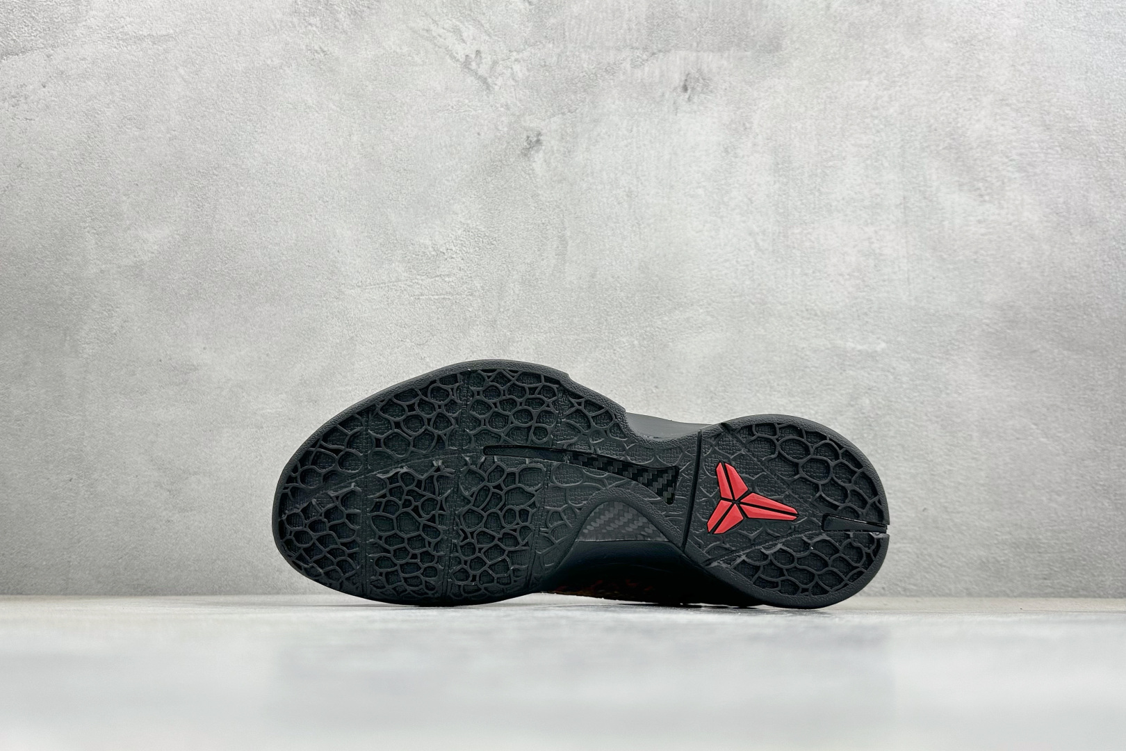 Nike Zoom Kobe VI 马年限定 CNY新年款 科比6代 低帮复刻实战运动低帮文化篮球鞋 CW2190-017 Nike Zoom Kobe VI 马年限定 CNY新年款 科比6代 低帮复刻实战运动低帮文化篮球鞋 CW2190-017