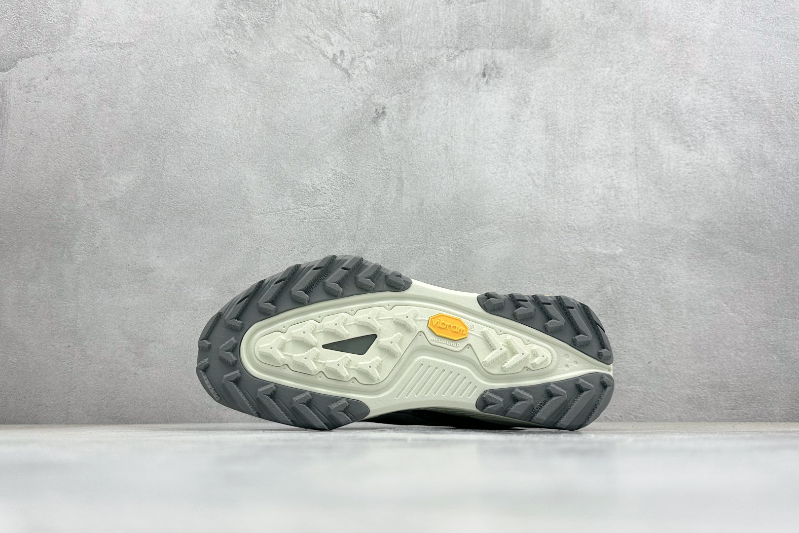 MT版NIKE ACG ZEGAMA TRAIL 越野登山跑步鞋 HV8113-003 MT版NIKE ACG ZEGAMA TRAIL 越野登山跑步鞋 HV8113-003