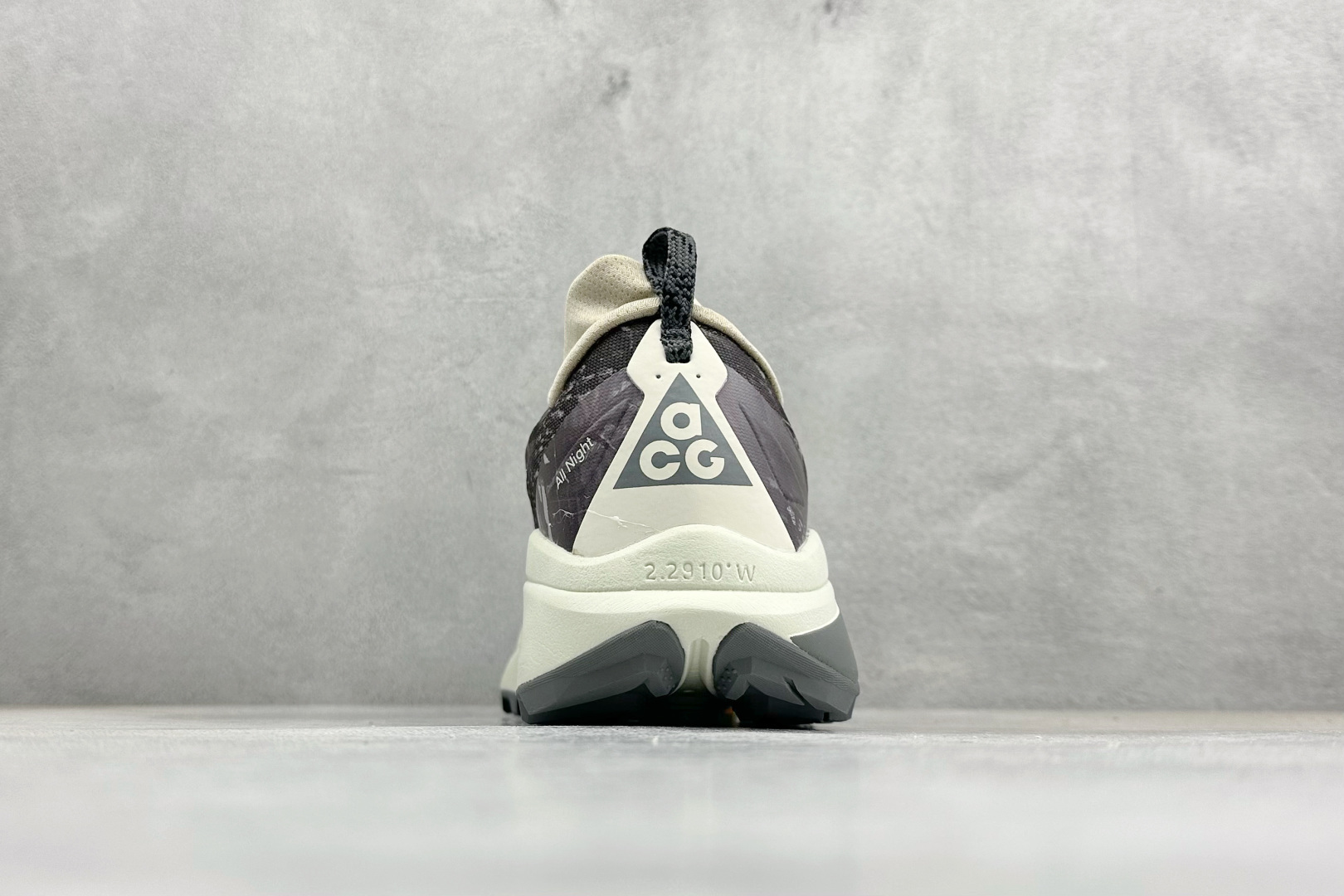 MT版NIKE ACG ZEGAMA TRAIL 越野登山跑步鞋 HV8113-003 MT版NIKE ACG ZEGAMA TRAIL 越野登山跑步鞋 HV8113-003