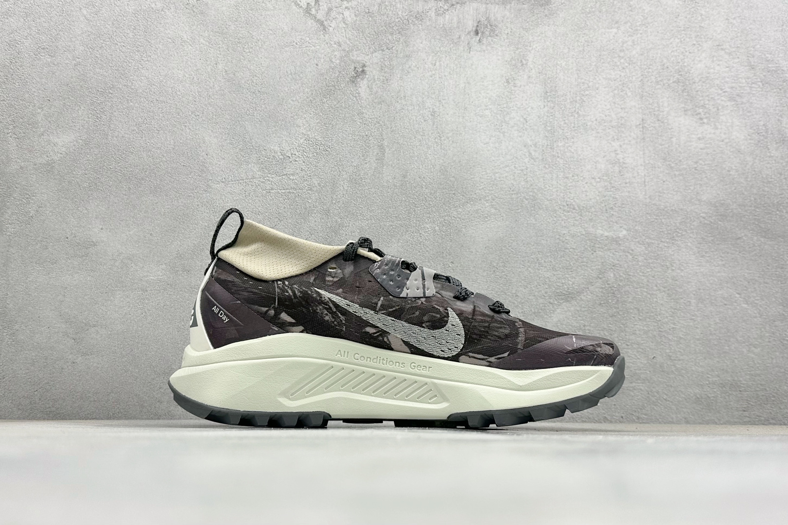 MT版NIKE ACG ZEGAMA TRAIL 越野登山跑步鞋 HV8113-003 MT版NIKE ACG ZEGAMA TRAIL 越野登山跑步鞋 HV8113-003