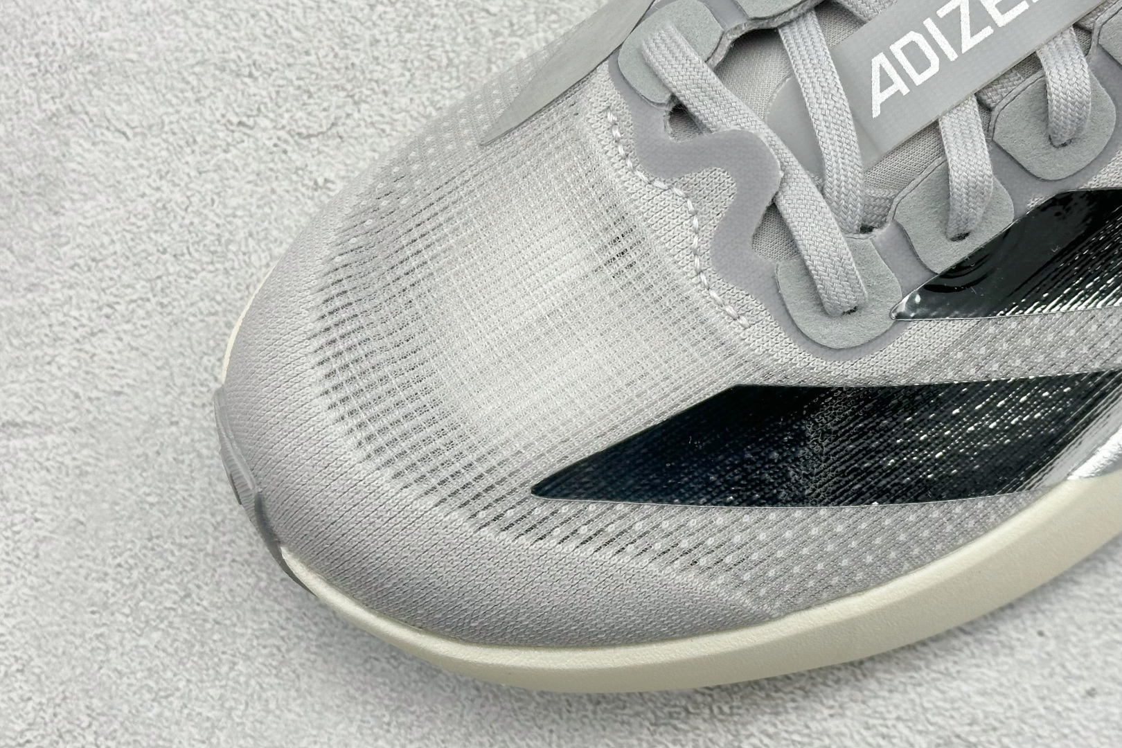 PAdidas Adizero Evo SL 阿迪超轻透气缓震跑鞋 KJ9664 PAdidas Adizero Evo SL 阿迪超轻透气缓震跑鞋 KJ9664