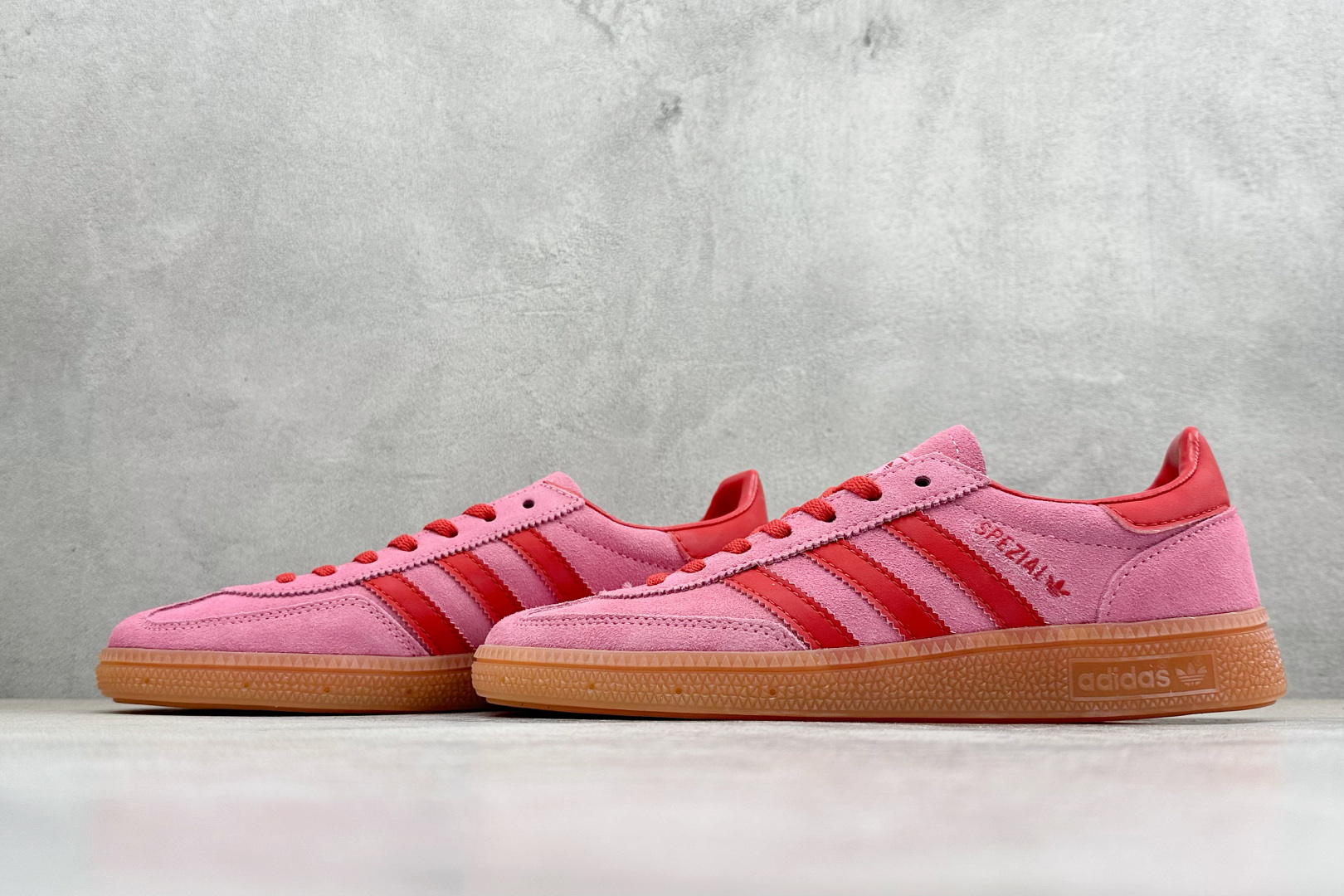 HZ版Adidas Handball Spezial 阿迪达斯经典复古休闲板鞋 JR5006 HZ版Adidas Handball Spezial 阿迪达斯经典复古休闲板鞋 JR5006