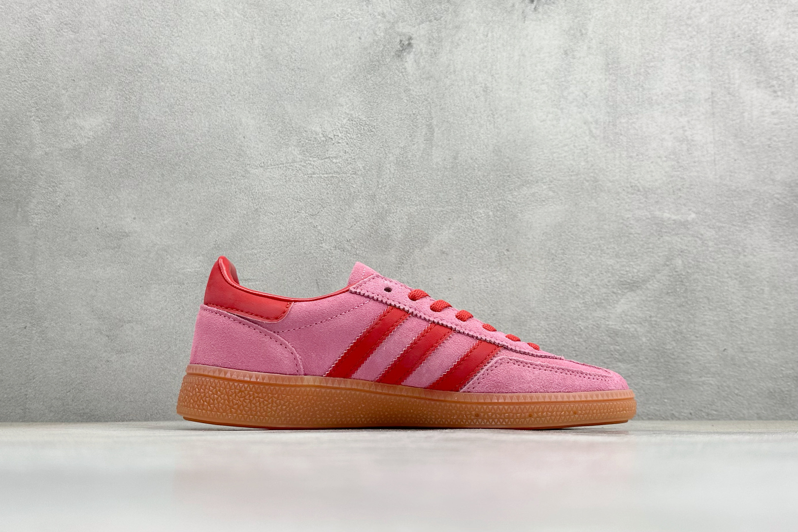 HZ版Adidas Handball Spezial 阿迪达斯经典复古休闲板鞋 JR5006 HZ版Adidas Handball Spezial 阿迪达斯经典复古休闲板鞋 JR5006