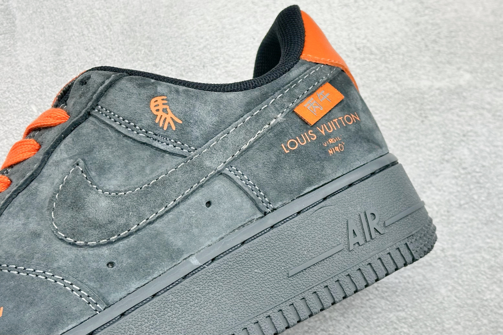 SC版NIke Air Force 1 '07 Low “马年限定--岩灰缀橙” 空军一号低帮 运动鞋 休闲鞋 FV3694-105 SC版NIke Air Force 1 '07 Low “马年限定--岩灰缀橙” 空军一号低帮 运动鞋 休闲鞋 FV3694-105