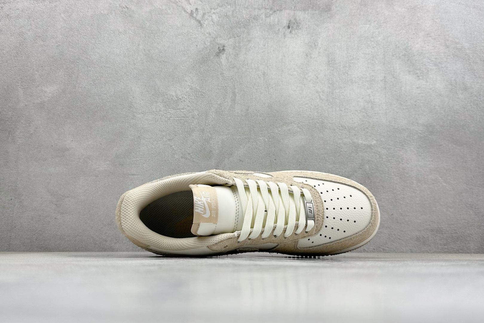 SC版NIke Air Force 1 '07 Low 奶白浅灰 空军一号低帮 HQ3905-001 SC版NIke Air Force 1 '07 Low 奶白浅灰 空军一号低帮 HQ3905-001