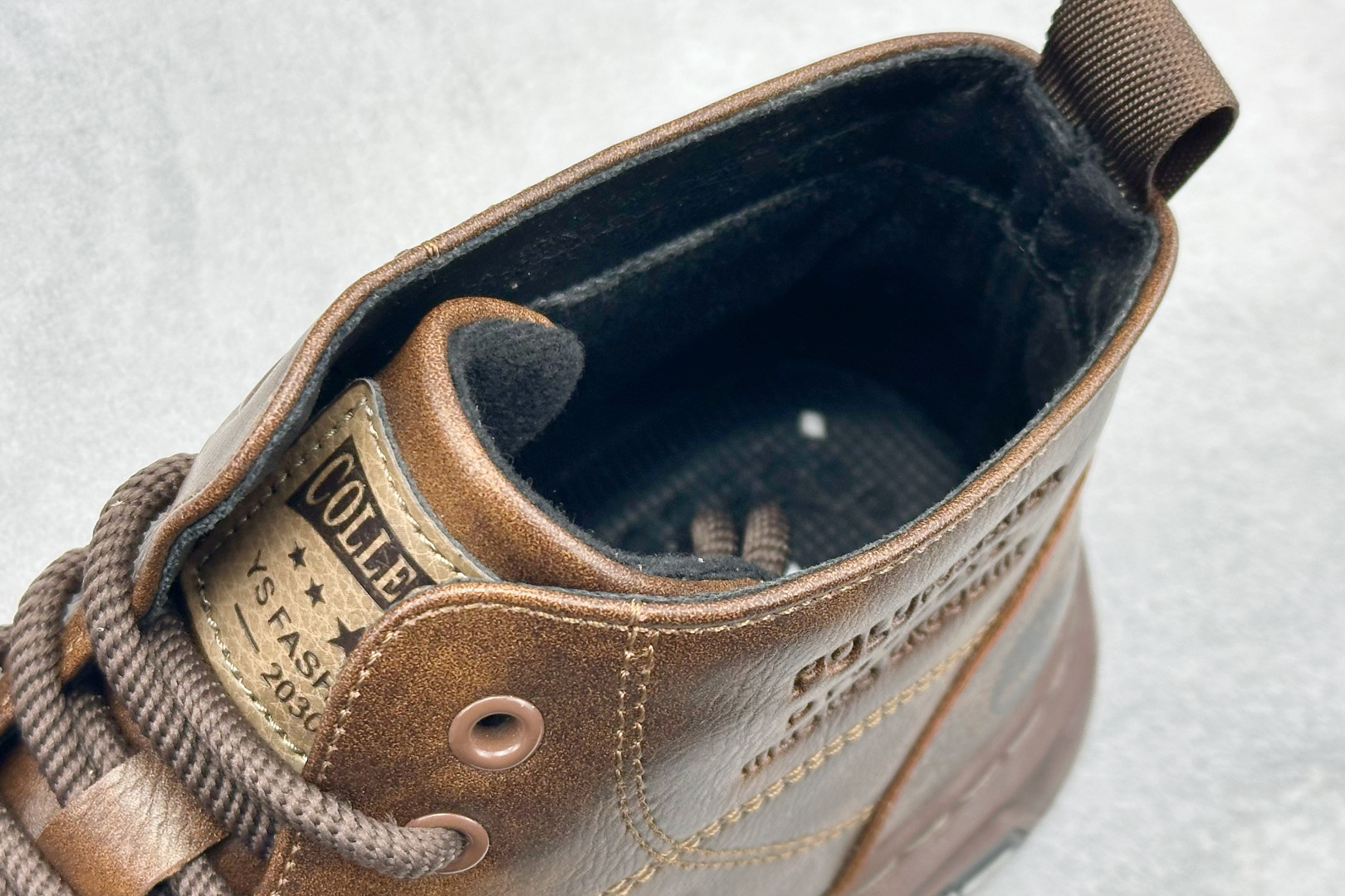 W1版Timberland添柏岚/天伯伦 秋冬新品(毛绒内里保暖锁热)秋冬必备户外休闲大黄靴系列 099919 W1版Timberland添柏岚/天伯伦 秋冬新品(毛绒内里保暖锁热)秋冬必备户外休闲大黄靴系列 099919