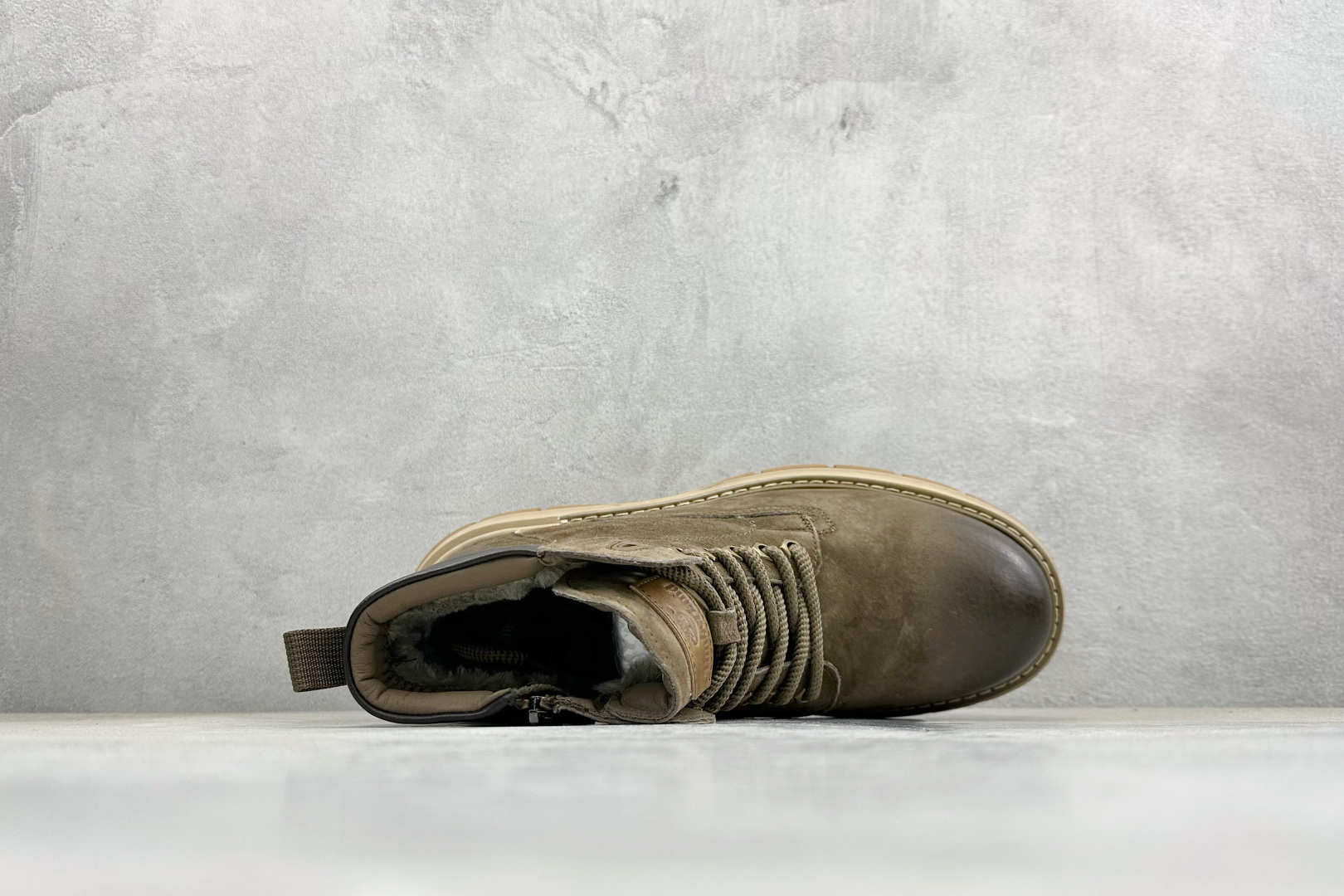 Timberland添柏岚/天伯伦 秋冬新品(毛绒内里保暖锁热)秋冬必备户外休闲大黄靴系列 Timberland添柏岚/天伯伦 秋冬新品(毛绒内里保暖锁热)秋冬必备户外休闲大黄靴系列