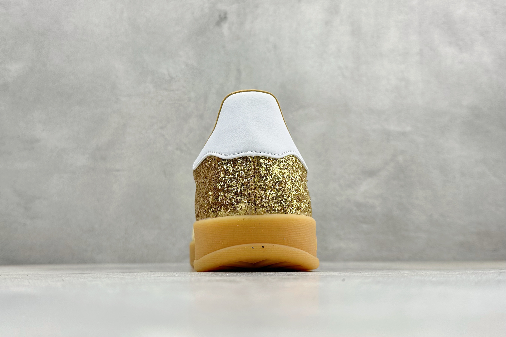 Adidas Originals Gazelle INdoor 阿迪达斯 三叶草休闲防滑耐磨低帮板鞋 JR1266 Adidas Originals Gazelle INdoor 阿迪达斯 三叶草休闲防滑耐磨低帮板鞋 JR1266