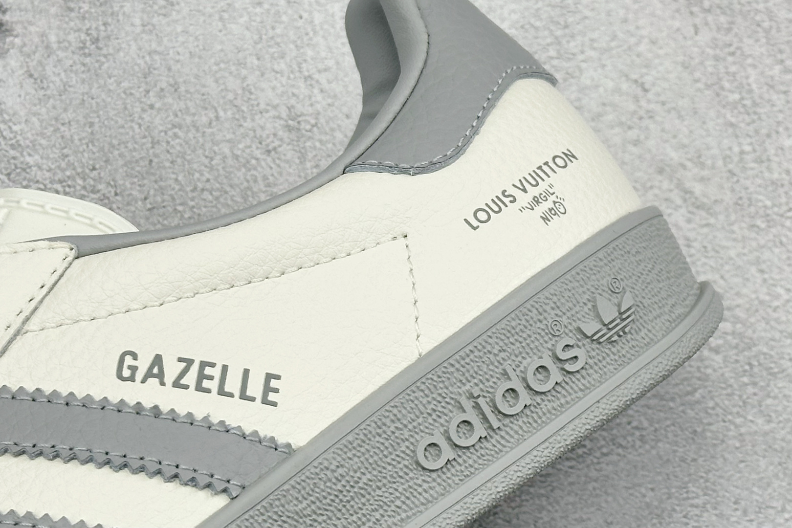 Adidas Originals Gazelle Indoor 三叶草复古休闲防滑耐磨低帮板鞋 DD6620 Adidas Originals Gazelle Indoor 三叶草复古休闲防滑耐磨低帮板鞋 DD6620