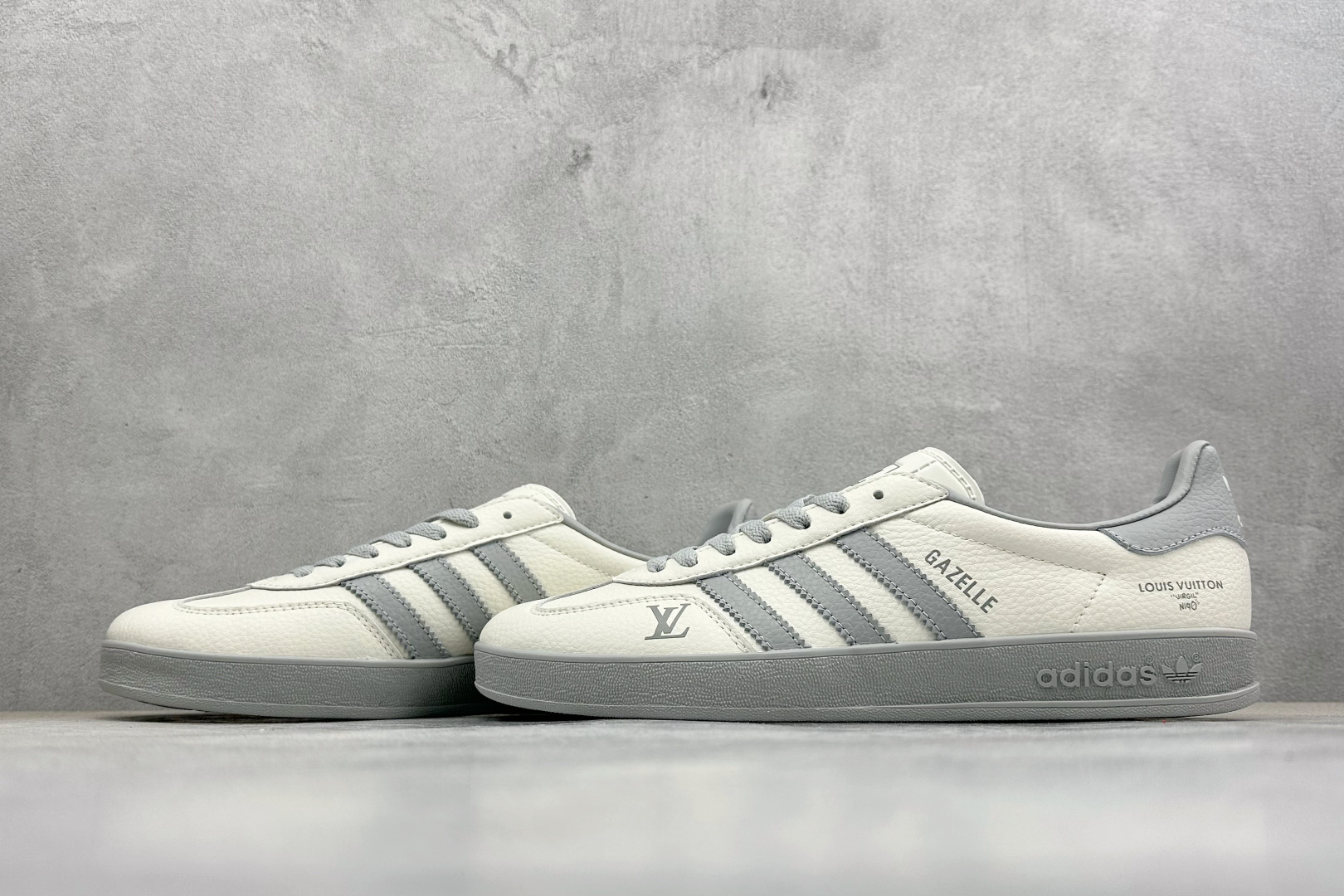 Adidas Originals Gazelle Indoor 三叶草复古休闲防滑耐磨低帮板鞋 DD6620 Adidas Originals Gazelle Indoor 三叶草复古休闲防滑耐磨低帮板鞋 DD6620