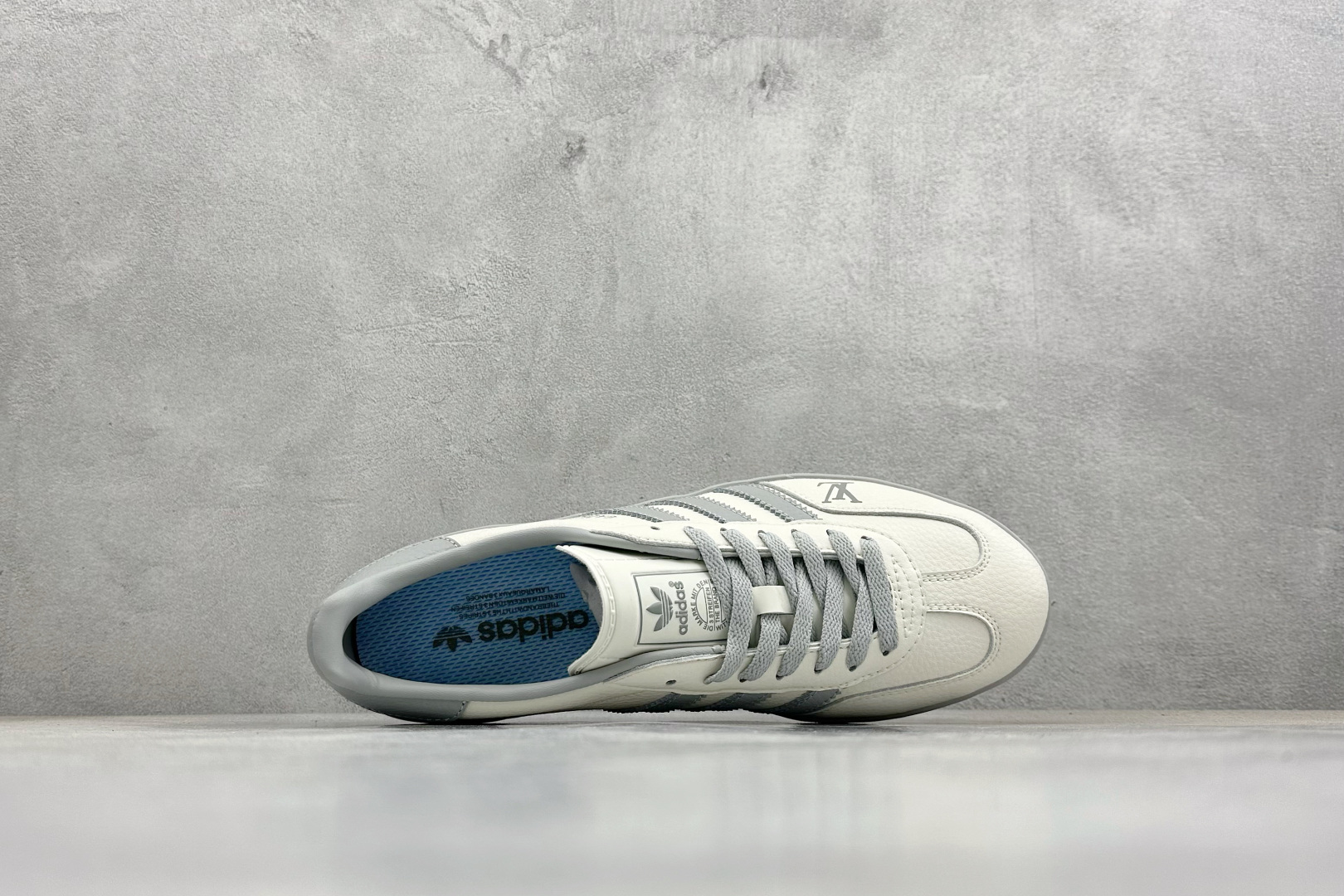Adidas Originals Gazelle Indoor 三叶草复古休闲防滑耐磨低帮板鞋 DD6620 Adidas Originals Gazelle Indoor 三叶草复古休闲防滑耐磨低帮板鞋 DD6620