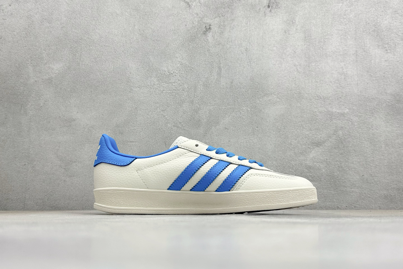 Adidas Originals Gazelle Indoor 三叶草复古休闲防滑耐磨低帮板鞋 DD6619 Adidas Originals Gazelle Indoor 三叶草复古休闲防滑耐磨低帮板鞋 DD6619