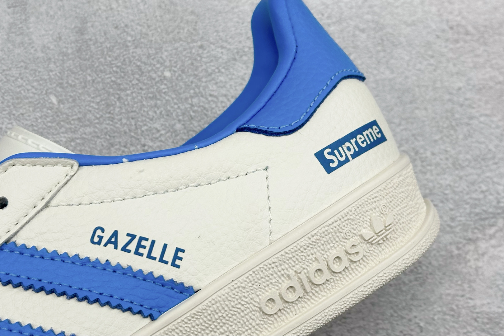 Adidas Originals Gazelle Indoor 三叶草复古休闲防滑耐磨低帮板鞋 DD6619 Adidas Originals Gazelle Indoor 三叶草复古休闲防滑耐磨低帮板鞋 DD6619