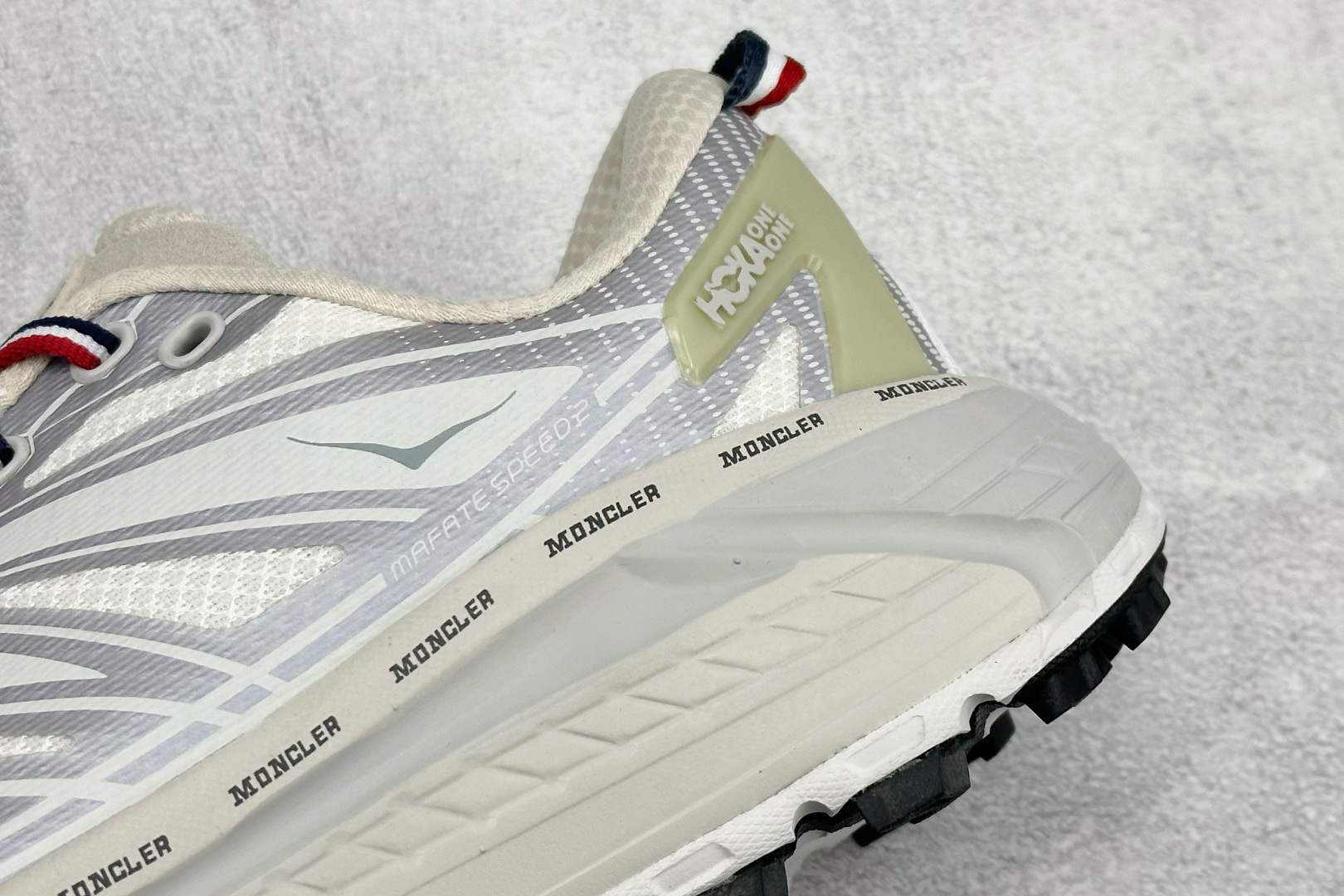 Hoka Mafate Speed 2 超轻厚底轻量山地跑步鞋 1129992/NCHMS Hoka Mafate Speed 2 超轻厚底轻量山地跑步鞋 1129992/NCHMS