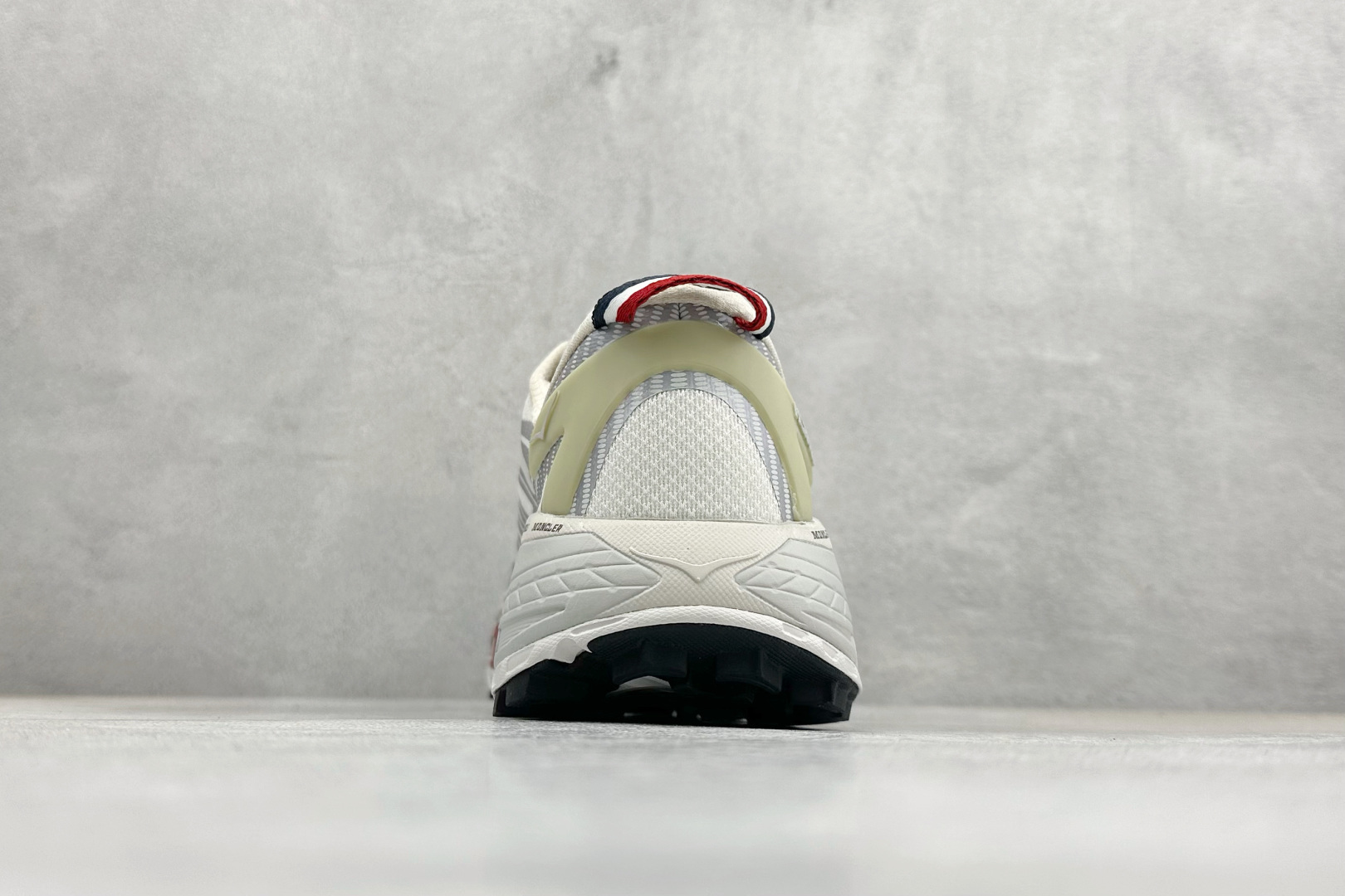 Hoka Mafate Speed 2 超轻厚底轻量山地跑步鞋 1129992/NCHMS Hoka Mafate Speed 2 超轻厚底轻量山地跑步鞋 1129992/NCHMS