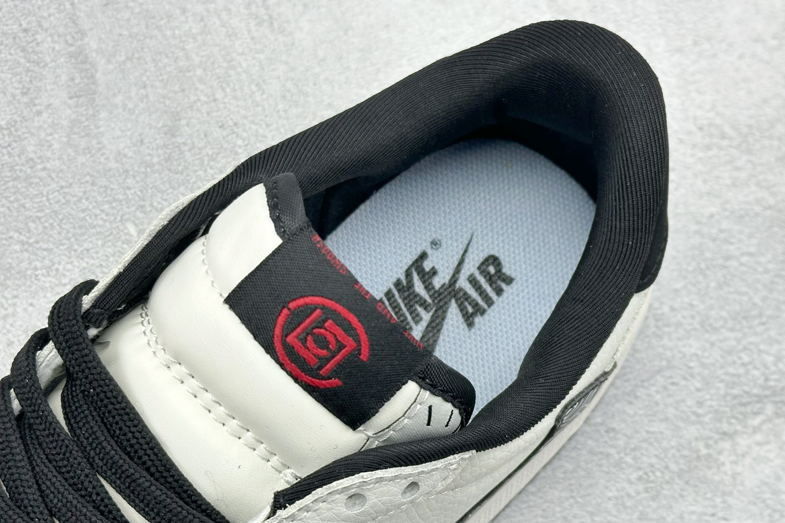 Air Jordan 1 Low AJ1 乔1国风联名 黑白熊猫 高端定制 低帮复古篮球鞋 JW1188-171 Air Jordan 1 Low AJ1 乔1国风联名 黑白熊猫 高端定制 低帮复古篮球鞋 JW1188-171