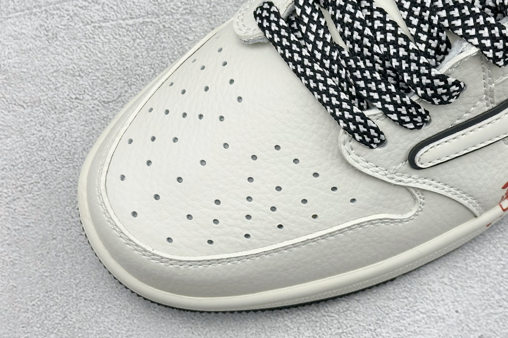 Air Jordan 1 Low AJ1 乔1 马年限定 倒钩高端定制 低帮复古篮球鞋 Cs5288-703 Air Jordan 1 Low AJ1 乔1 马年限定 倒钩高端定制 低帮复古篮球鞋 Cs5288-703