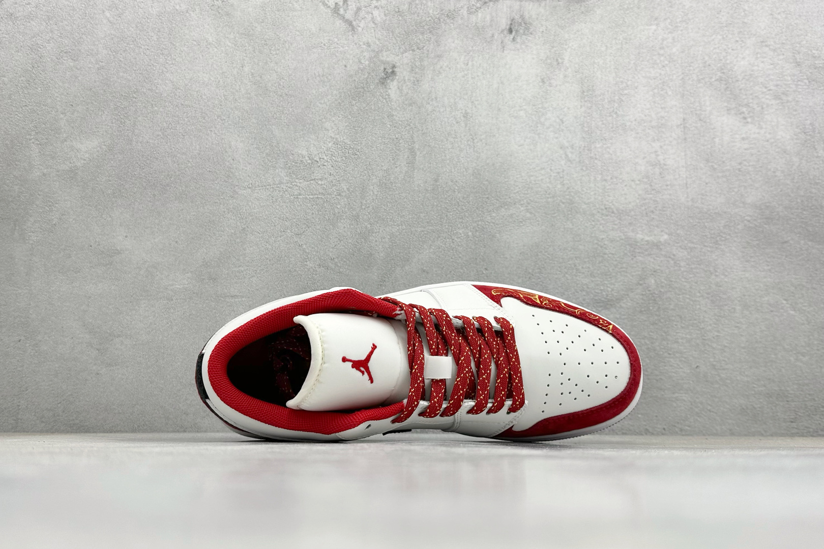 Air Jordan 1 Low AJ1 乔1 马年限定 高端定制 低帮复古篮球鞋 DF61-9002 Air Jordan 1 Low AJ1 乔1 马年限定 高端定制 低帮复古篮球鞋 DF61-9002