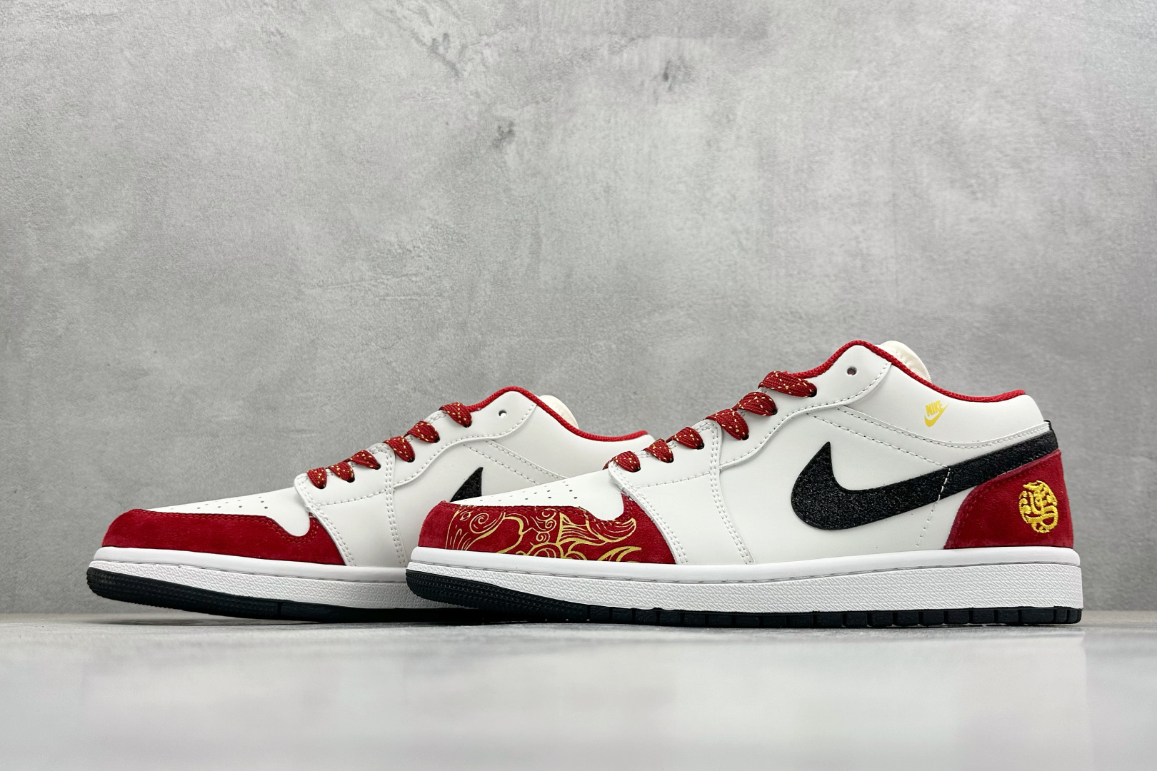 Air Jordan 1 Low AJ1 乔1 马年限定 高端定制 低帮复古篮球鞋 DF61-9002 Air Jordan 1 Low AJ1 乔1 马年限定 高端定制 低帮复古篮球鞋 DF61-9002