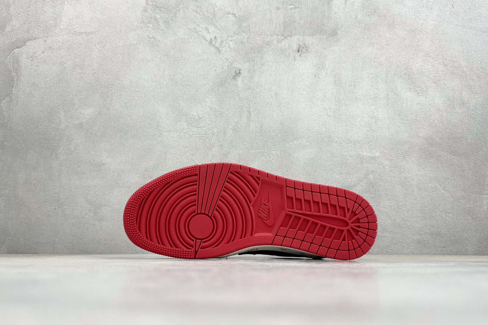 Air Jordan 1 Low AJ1 乔1 马年限定 倒钩高端定制 低帮复古篮球鞋 YX5066-413 Air Jordan 1 Low AJ1 乔1 马年限定 倒钩高端定制 低帮复古篮球鞋 YX5066-413