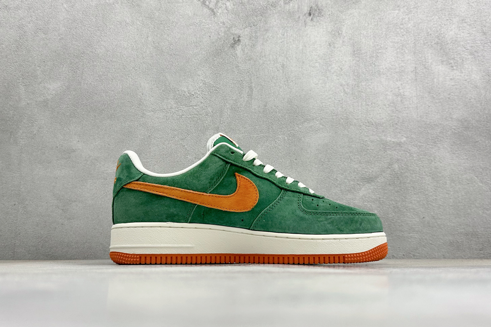 SC版Nike Air Force 1'07 Low 森野橘光 空军一号低帮休闲板鞋 DF0188-121 SC版Nike Air Force 1'07 Low 森野橘光 空军一号低帮休闲板鞋 DF0188-121