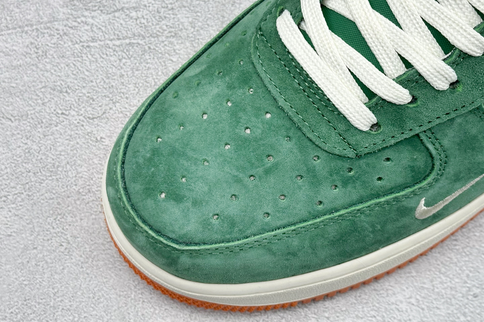 SC版Nike Air Force 1'07 Low 森野橘光 空军一号低帮休闲板鞋 DF0188-121 SC版Nike Air Force 1'07 Low 森野橘光 空军一号低帮休闲板鞋 DF0188-121
