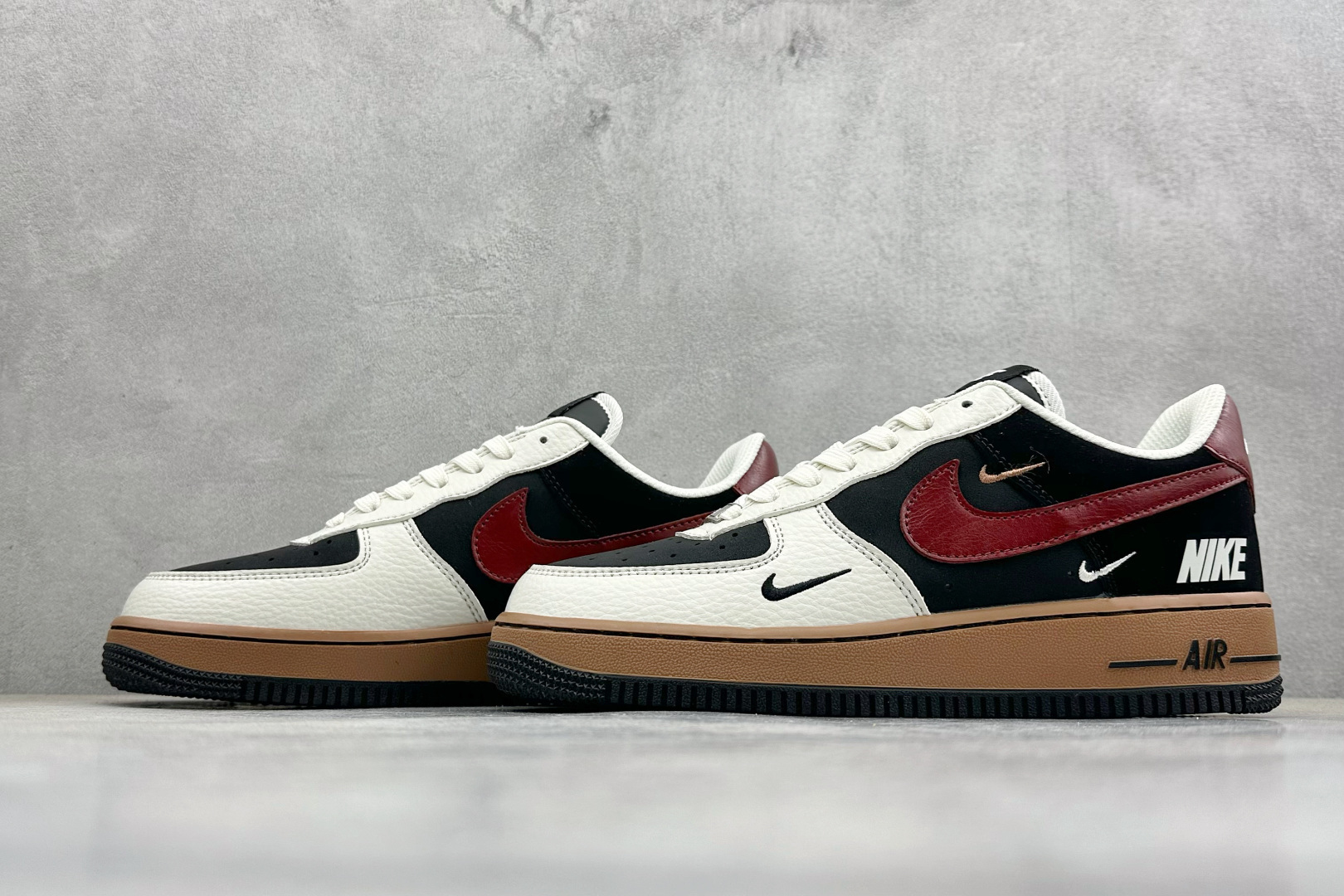 SC版Nike Air Force 1'07 Low 白红黑彩色拼接 空军一号低帮休闲板鞋 IM3378-122 SC版Nike Air Force 1'07 Low 白红黑彩色拼接 空军一号低帮休闲板鞋 IM3378-122