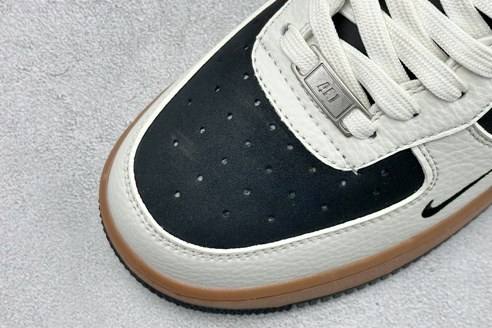 SC版Nike Air Force 1'07 Low 白红黑彩色拼接 空军一号低帮休闲板鞋 IM3378-122 SC版Nike Air Force 1'07 Low 白红黑彩色拼接 空军一号低帮休闲板鞋 IM3378-122