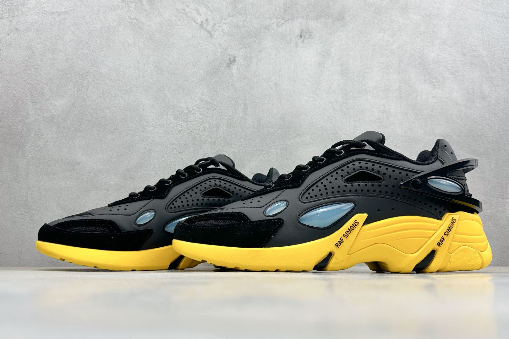 RAF SIMONS Cylon-21 织物皮革 圆头系带 低帮 生活休闲鞋 HR740003L