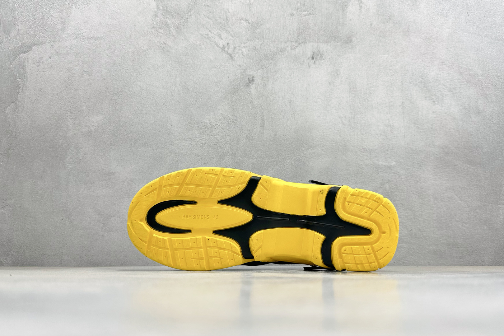 RAF SIMONS Cylon-21 织物皮革 圆头系带 低帮 生活休闲鞋 HR740003L