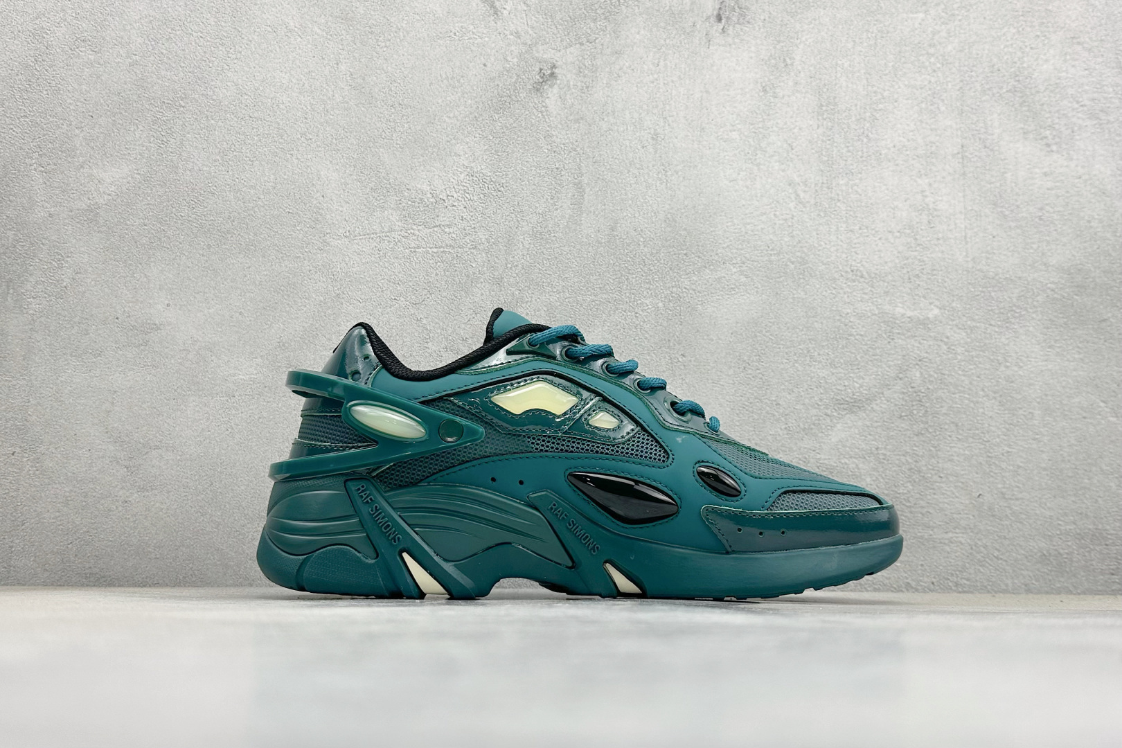 RAF SIMONS Cylon-21 织物皮革 圆头系带 低帮 生活休闲鞋 HR740011L