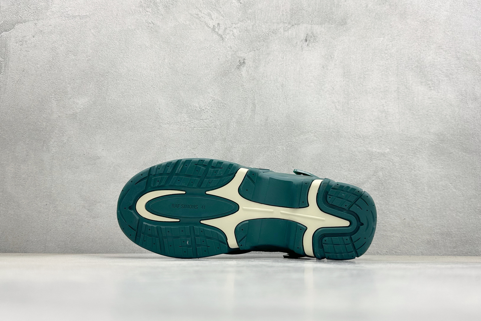 RAF SIMONS Cylon-21 织物皮革 圆头系带 低帮 生活休闲鞋 HR740011L