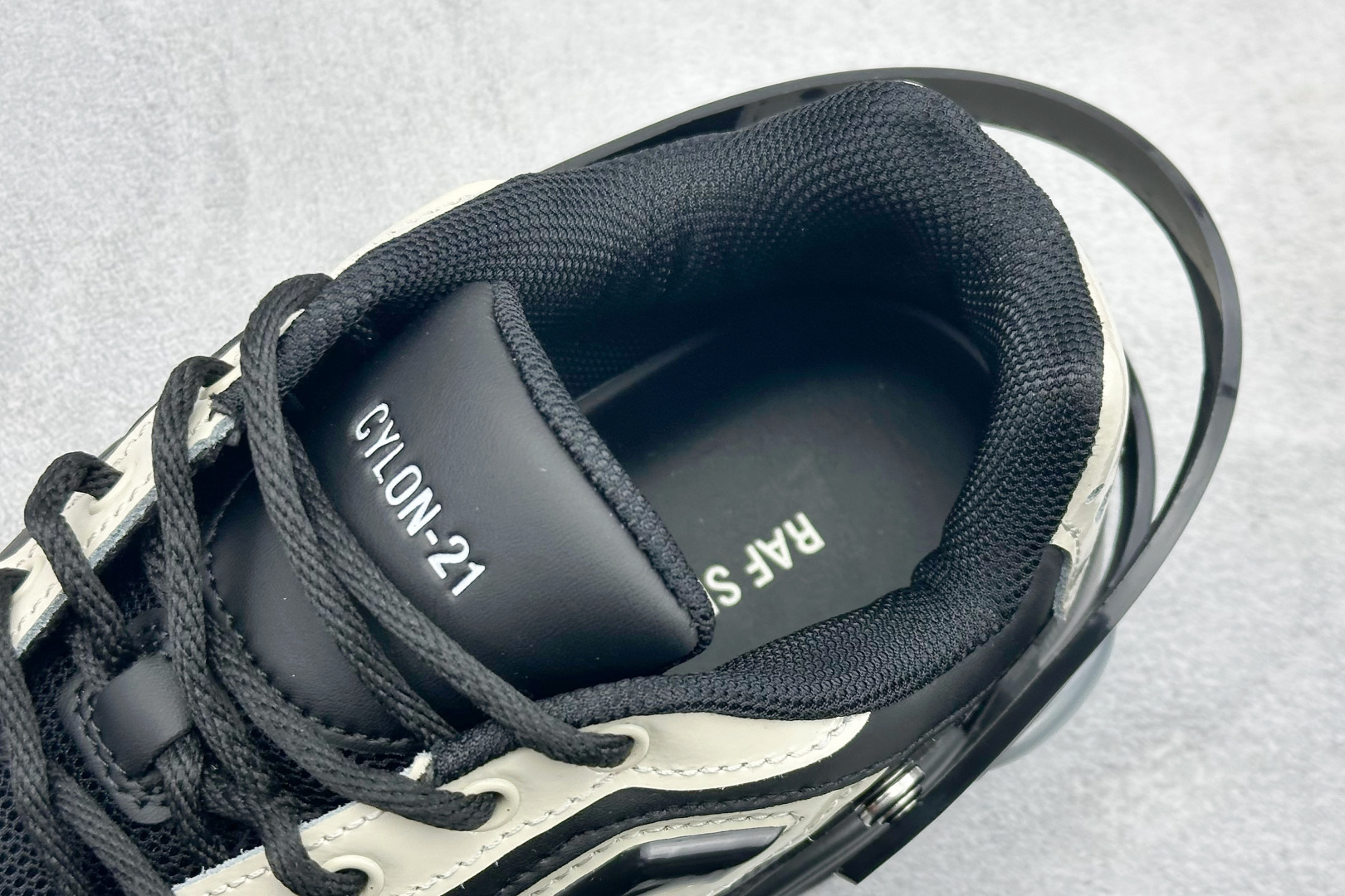 RAF SIMONS Cylon-21 织物皮革 圆头系带 低帮 生活休闲鞋 HR740010L