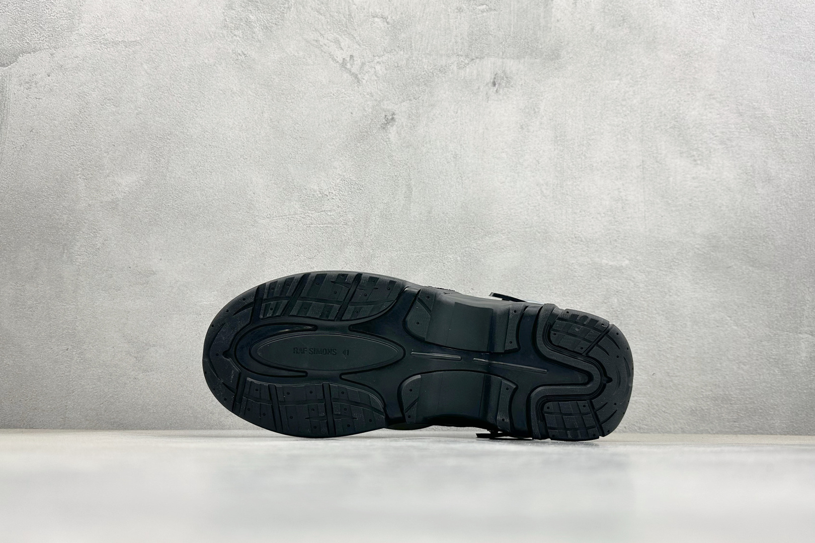 RAF SIMONS Cylon-21 织物皮革 圆头系带 低帮 生活休闲鞋 HR740010L
