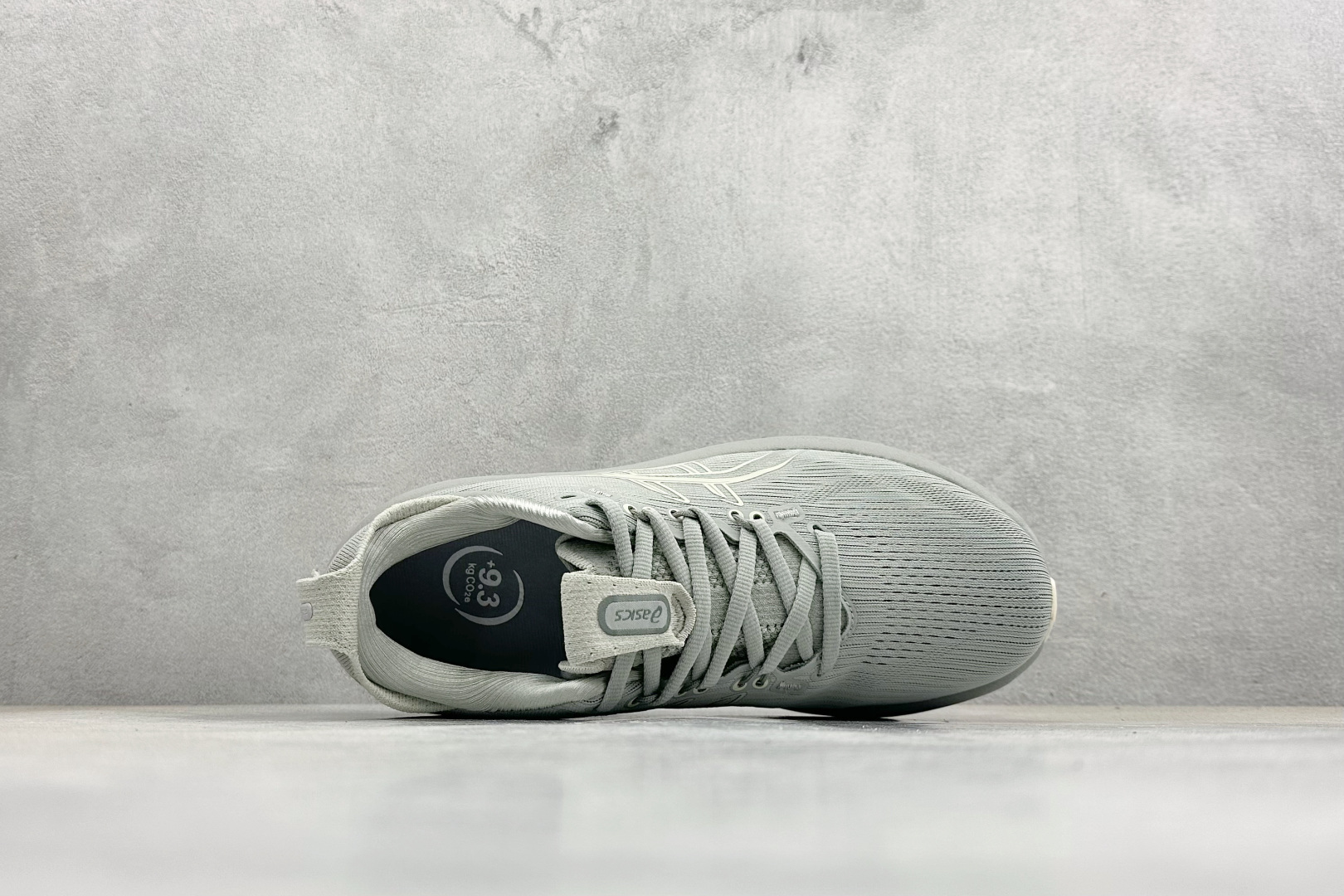 Asics Gel-Nimbus 28 亚瑟士复古透气休闲鞋缓震男子耐磨跑步鞋 1011C127-021 Asics Gel-Nimbus 28 亚瑟士复古透气休闲鞋缓震男子耐磨跑步鞋 1011C127-021