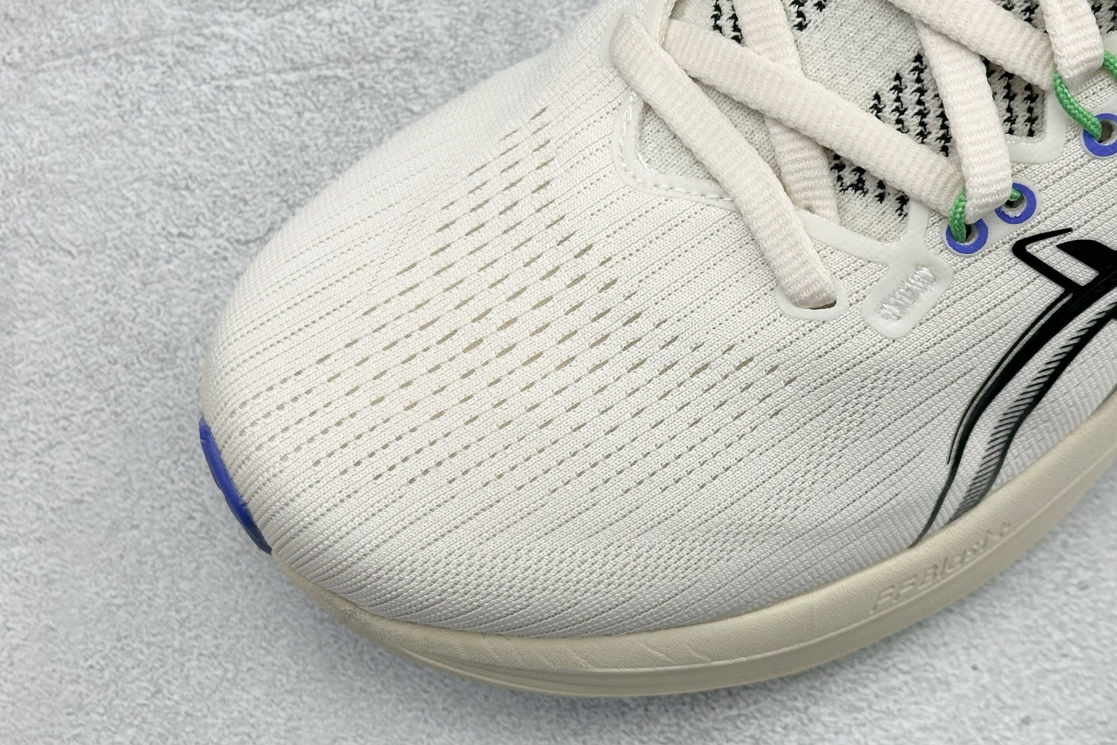 Asics Gel-Nimbus 28 亚瑟士复古透气休闲鞋缓震男子耐磨跑步鞋 1011C127-800 Asics Gel-Nimbus 28 亚瑟士复古透气休闲鞋缓震男子耐磨跑步鞋 1011C127-800