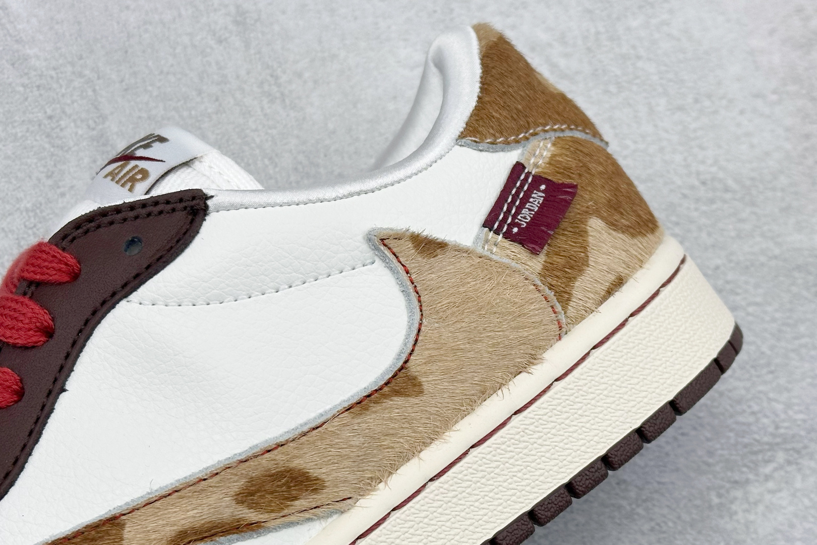 Air Jordan 1 Low 马年限定棕褐色 真马毛 IQ5321-121 Air Jordan 1 Low 马年限定棕褐色 真马毛 IQ5321-121