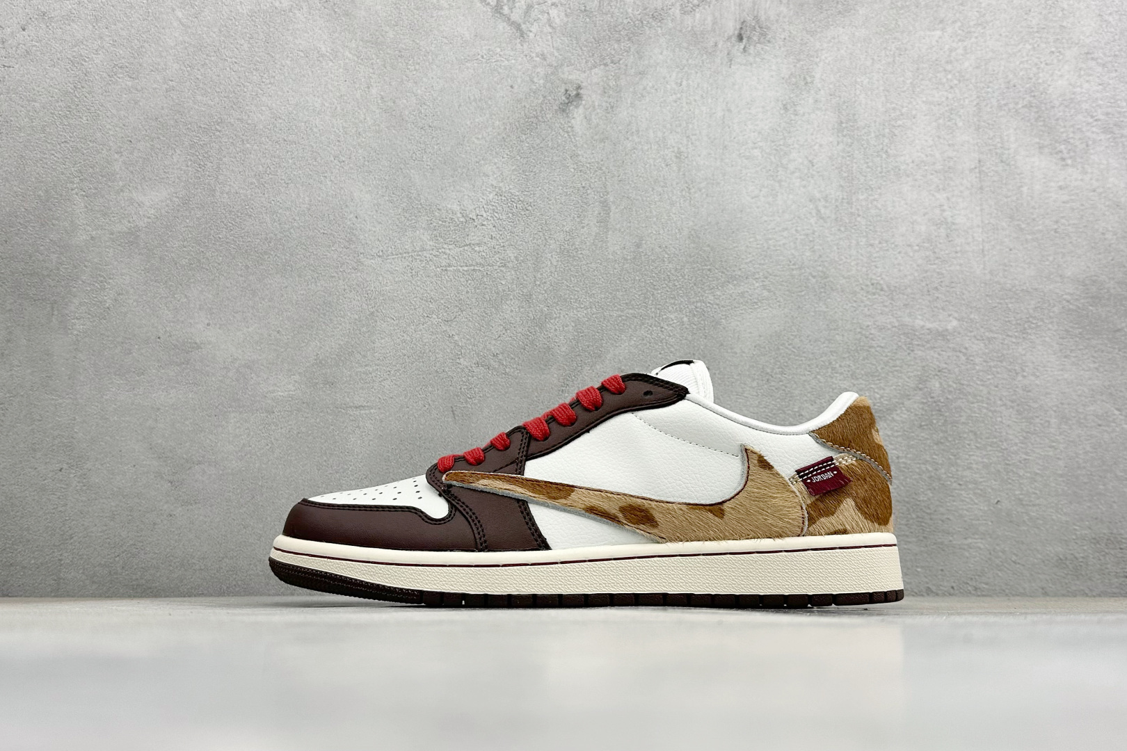 Air Jordan 1 Low 马年限定棕褐色 真马毛 IQ5321-121 Air Jordan 1 Low 马年限定棕褐色 真马毛 IQ5321-121