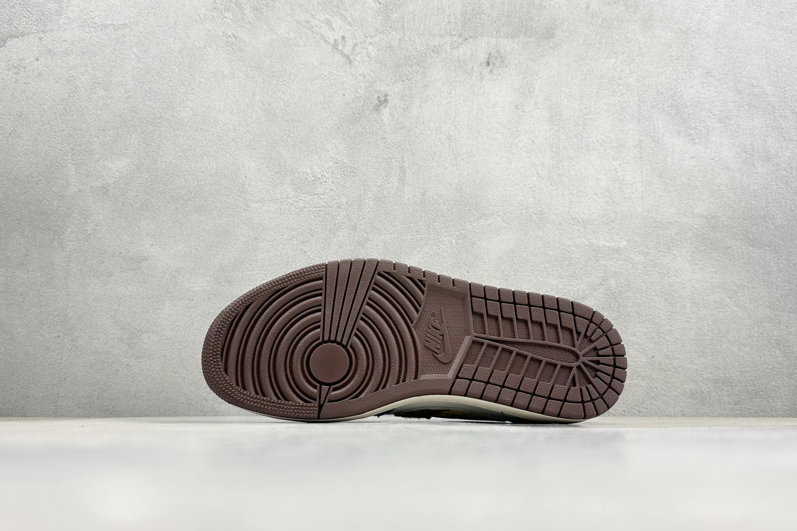 Air Jordan 1 Low 马年限定棕褐色 真马毛 IQ5321-121 Air Jordan 1 Low 马年限定棕褐色 真马毛 IQ5321-121
