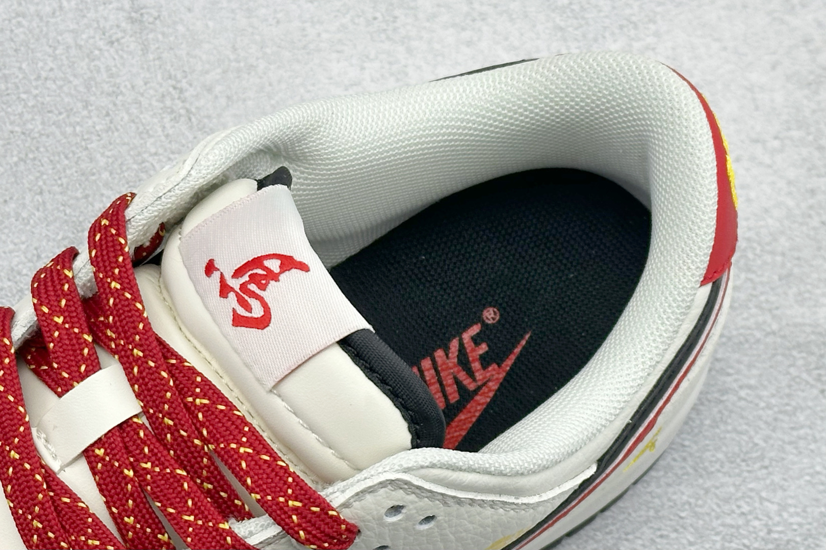 XD6188-055 Nike Dunk Low 马年限定 红金撞色自带年味小勾暗藏马年图腾, XD6188-055 Nike Dunk Low 马年限定 红金撞色自带年味小勾暗藏马年图腾,