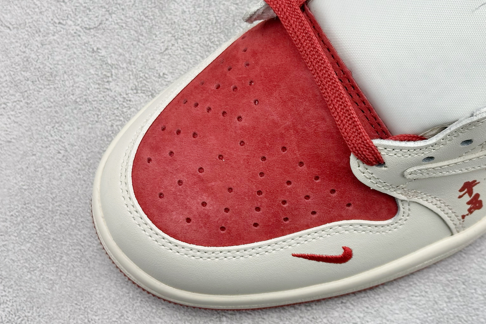 联名王炸！AIR JORDAN 1马年联名款太顶了红白麂皮质感拉满 DM7866-123