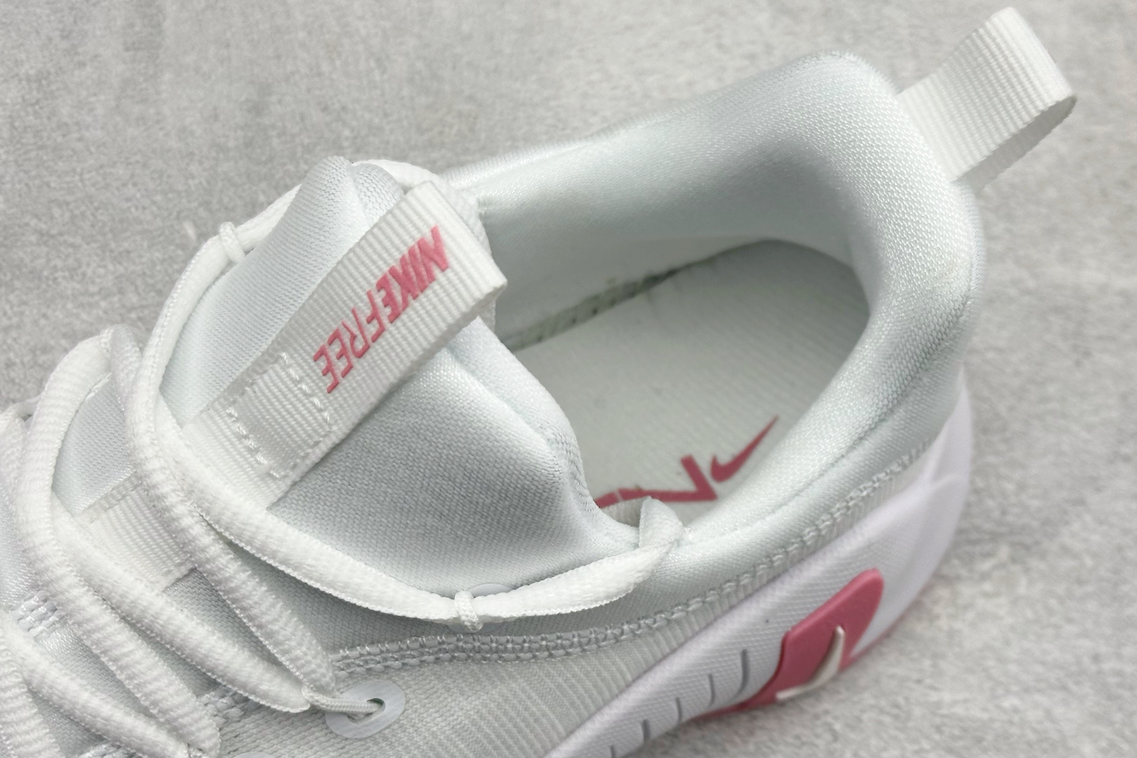 Nike Free Metcon 6 耐克网布圆头系带减震防滑生活休闲鞋 FJ7126-106 Nike Free Metcon 6 耐克网布圆头系带减震防滑生活休闲鞋 FJ7126-106