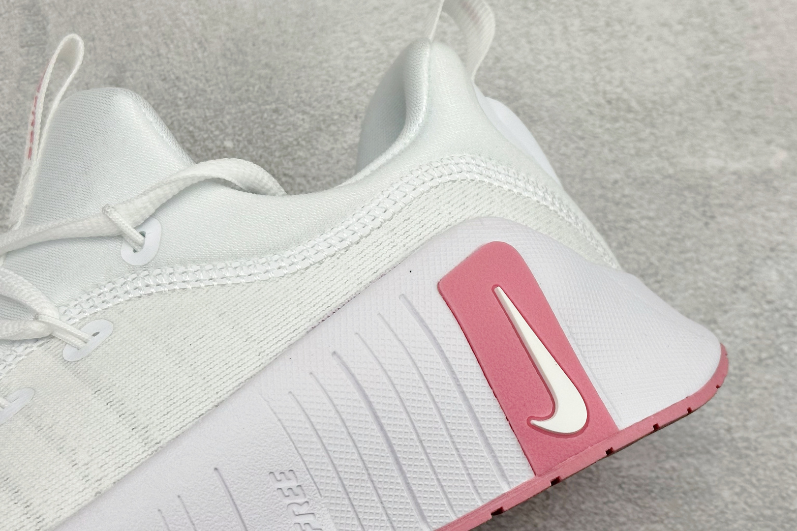 Nike Free Metcon 6 耐克网布圆头系带减震防滑生活休闲鞋 FJ7126-106 Nike Free Metcon 6 耐克网布圆头系带减震防滑生活休闲鞋 FJ7126-106