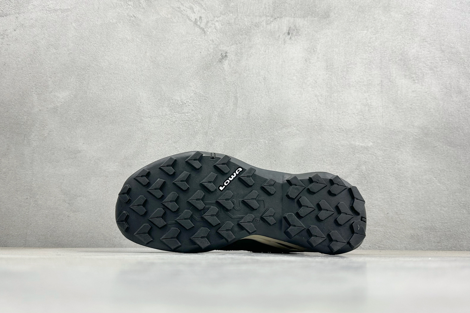 LOWA Maddox PRO GTX LO SL 德国徒步鞋MK1户外作战靴防水防滑透气登山鞋 LOWA Maddox PRO GTX LO SL 德国徒步鞋MK1户外作战靴防水防滑透气登山鞋