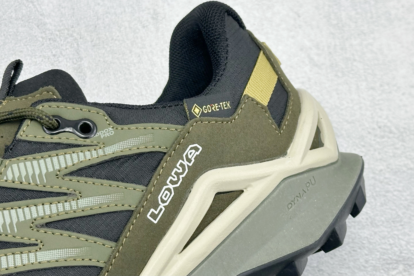 LOWA Maddox PRO GTX LO SL 德国徒步鞋MK1户外作战靴防水防滑透气登山鞋 LOWA Maddox PRO GTX LO SL 德国徒步鞋MK1户外作战靴防水防滑透气登山鞋