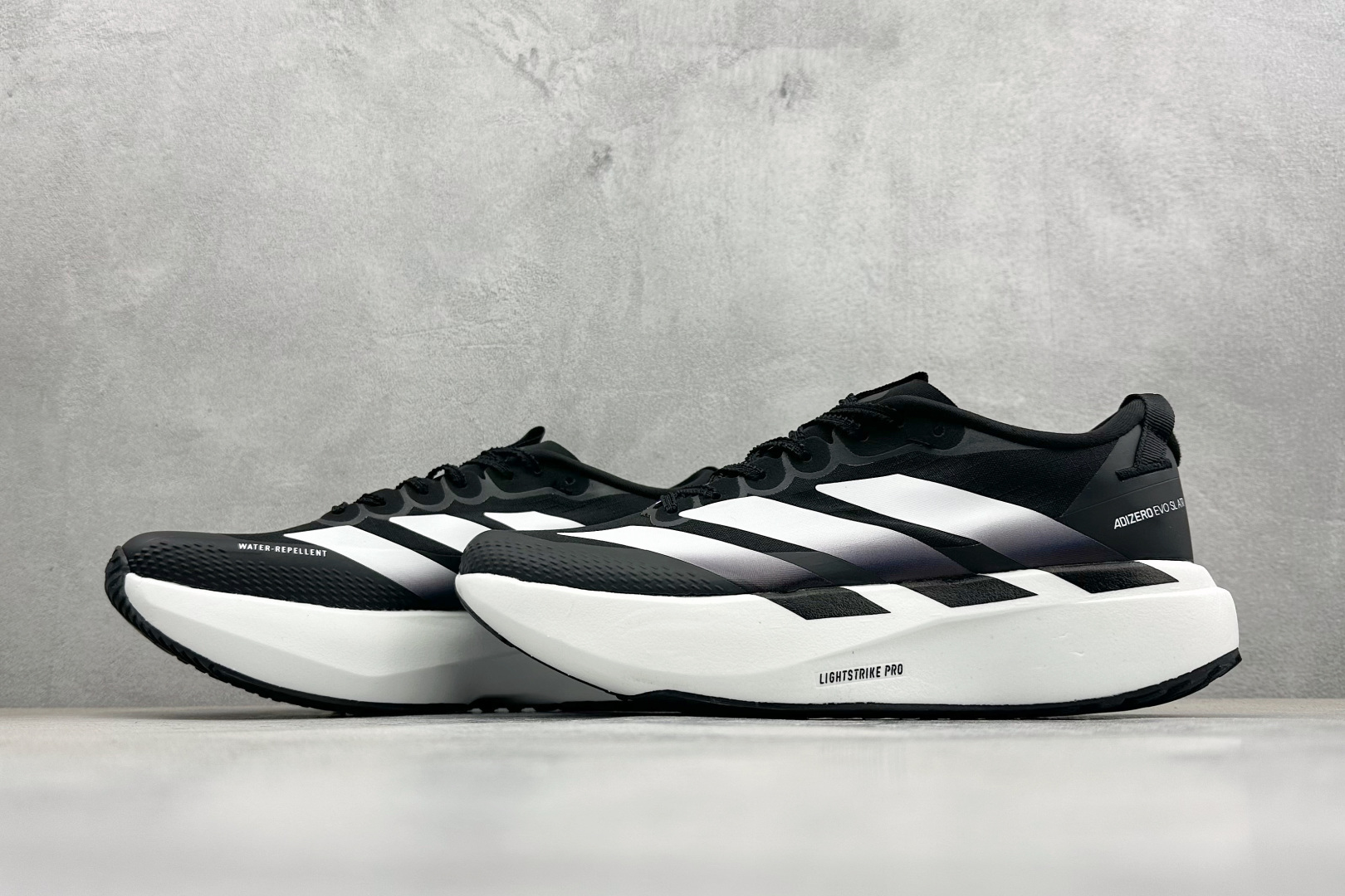 TY版AD ADIZERO EVO SL ATR 阿迪超轻透气缓震跑鞋 KK2779 TY版AD ADIZERO EVO SL ATR 阿迪超轻透气缓震跑鞋 KK2779