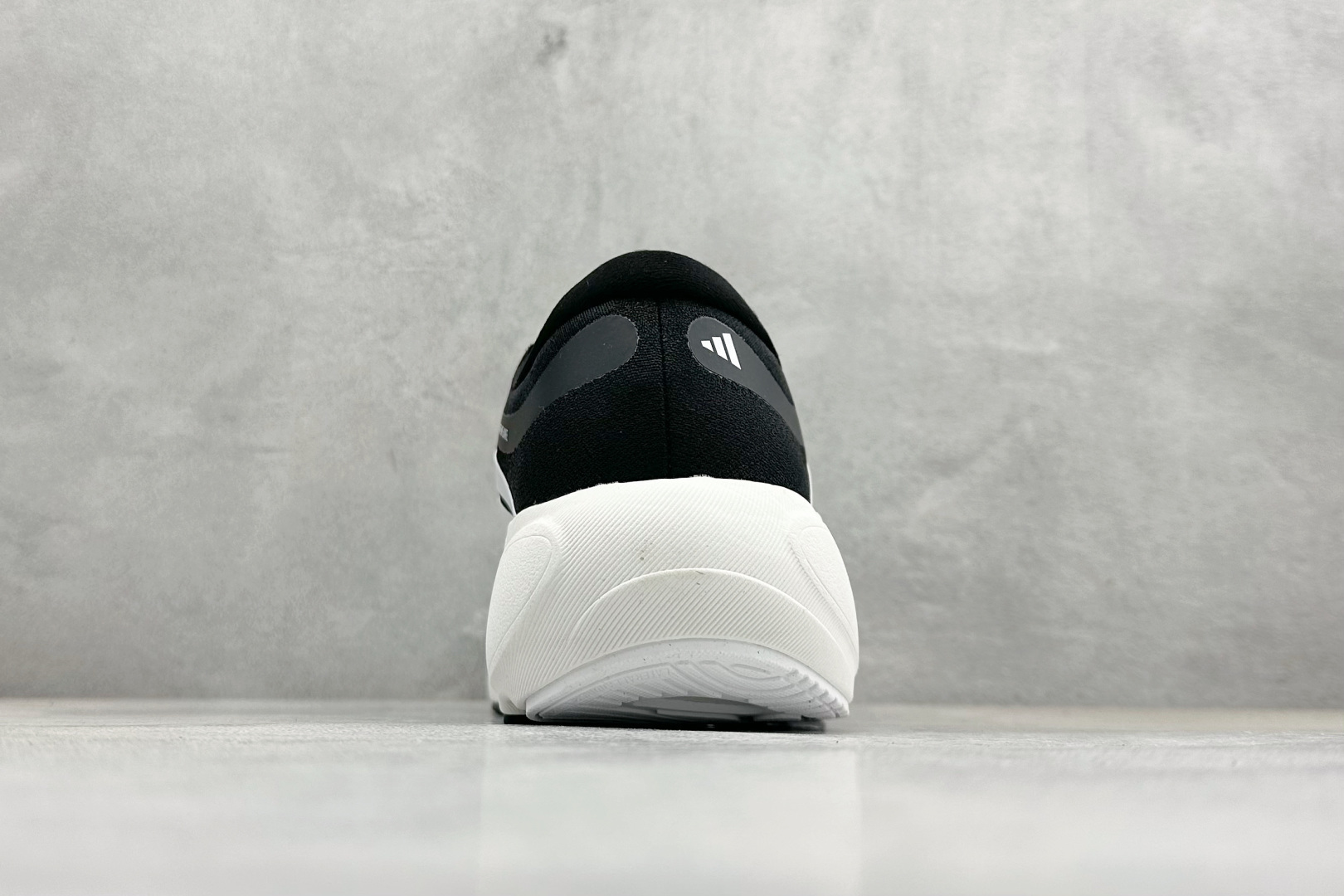 TY版Adidas Supernova Rise 3 阿迪达斯 减震回弹 运动透气休闲跑步鞋 JR7398 TY版Adidas Supernova Rise 3 阿迪达斯 减震回弹 运动透气休闲跑步鞋 JR7398