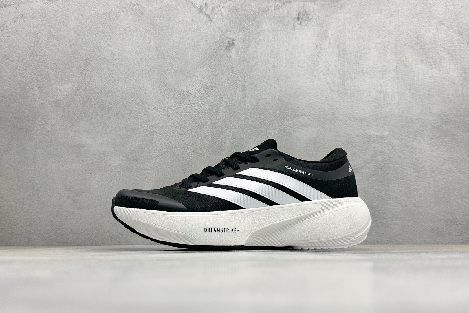 TY版Adidas Supernova Rise 3 阿迪达斯 减震回弹 运动透气休闲跑步鞋 JR7398 TY版Adidas Supernova Rise 3 阿迪达斯 减震回弹 运动透气休闲跑步鞋 JR7398
